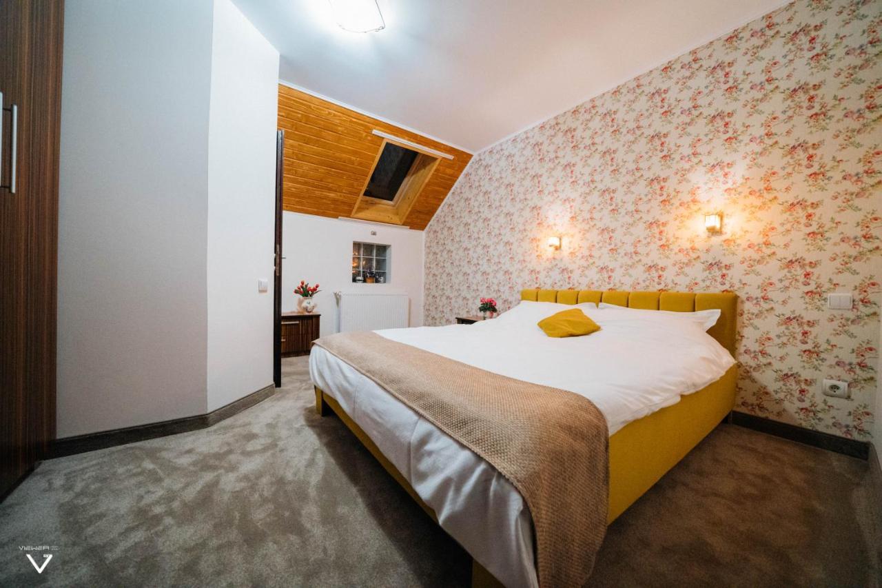 Casa Carmen Otel Dorna Arini Dış mekan fotoğraf