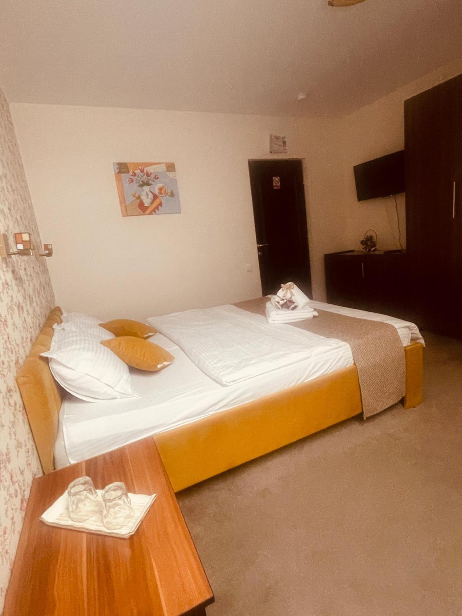 Casa Carmen Otel Dorna Arini Dış mekan fotoğraf
